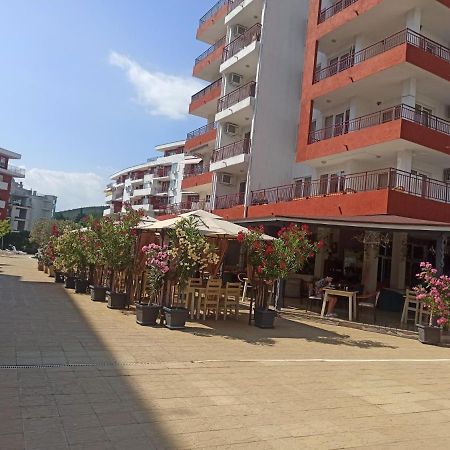 Частни Апартаменти За Гости - Панорама Бийч-Форд Нокс Sveti Vlas Ngoại thất bức ảnh